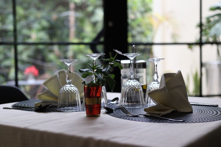 Dining 38 of 54