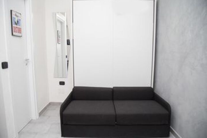 Room 157 of 160