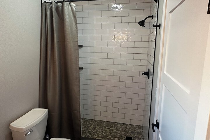 Room 32 of 32