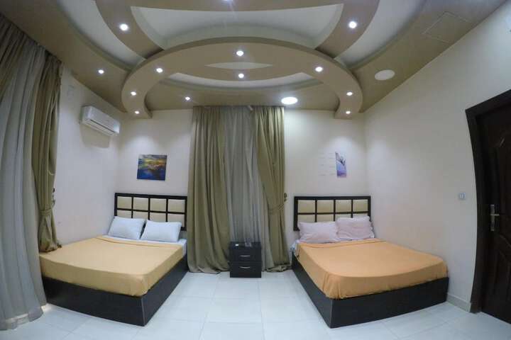 Room 17 of 35
