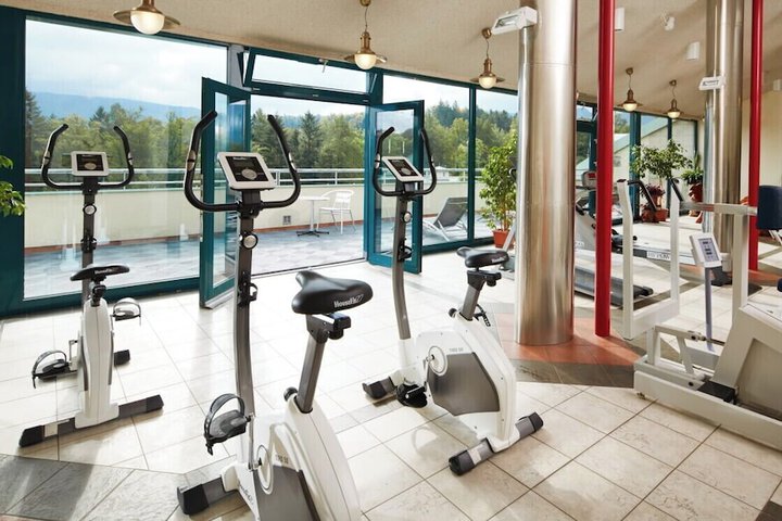 Health and Fitness 12 of 33