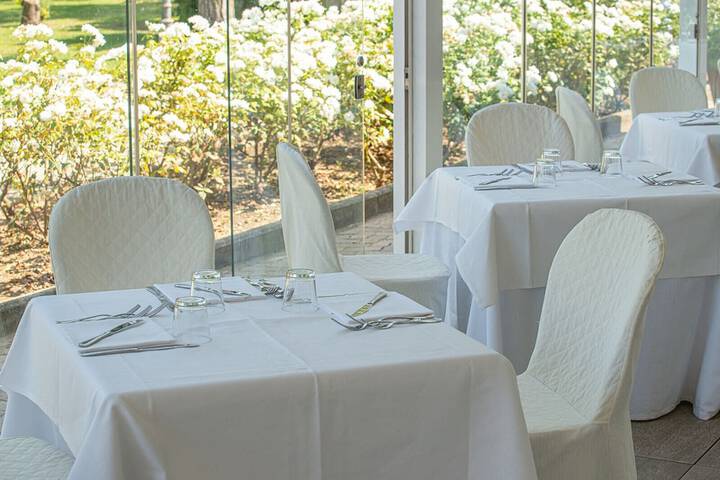 Dining 67 of 111