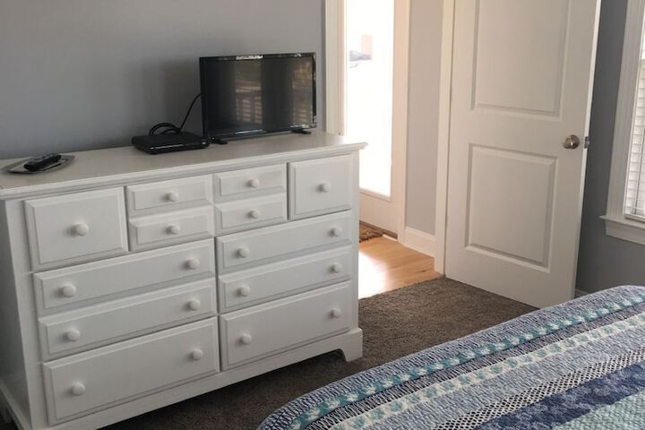 Room 8 of 48