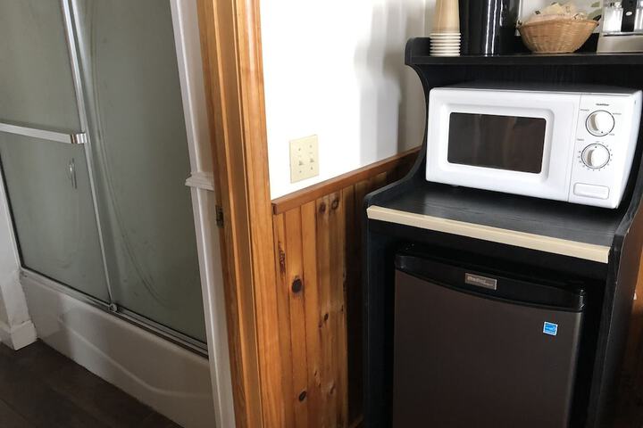 Room 5 of 15