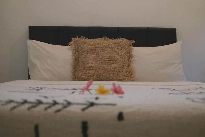 Room 28 of 59