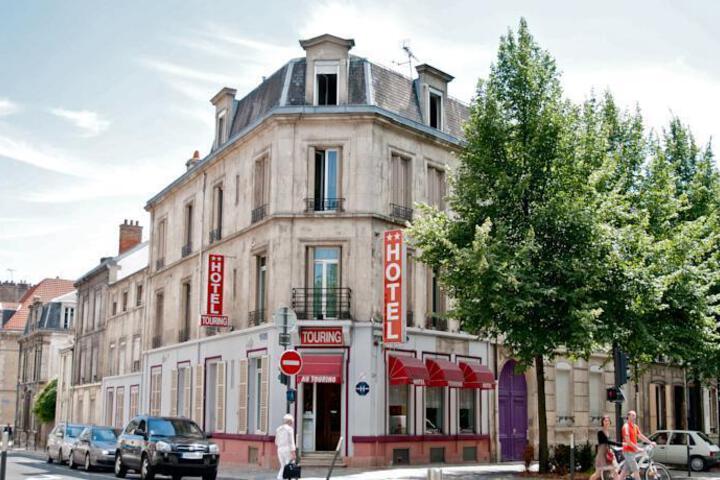 Exterior of HOTEL TOURING