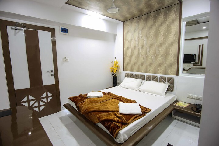 Room 16 of 73
