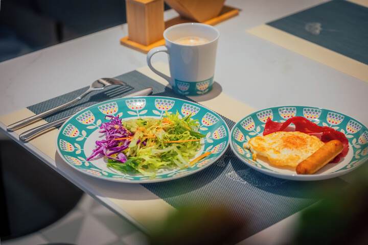 Breakfast/Coffee Service 34 of 39