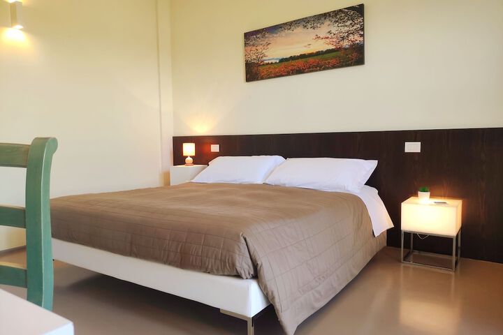 Room 16 of 49
