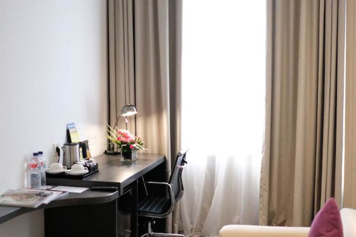 Room 8 of 52