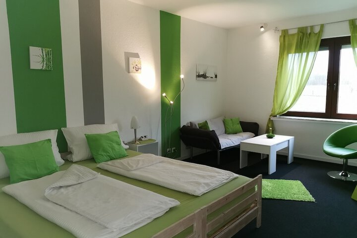 Room 7 of 34