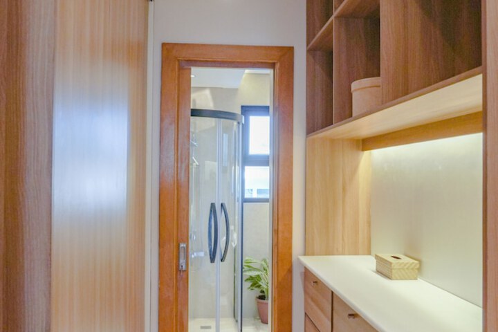 Room 7 of 25