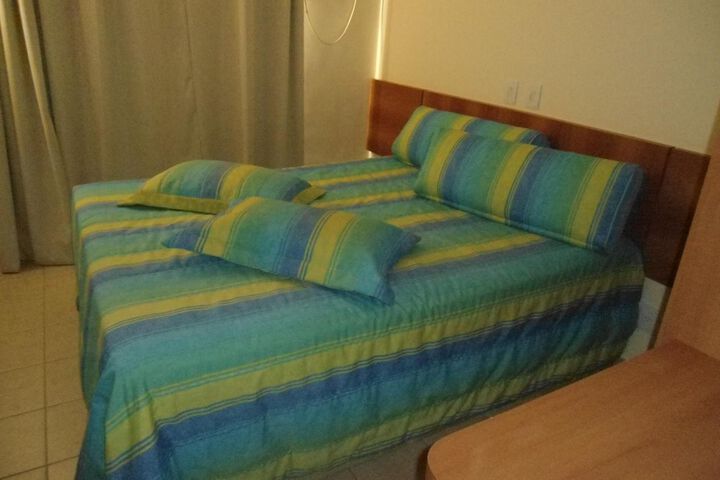 Room 6 of 31