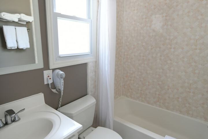 Room 60 of 168