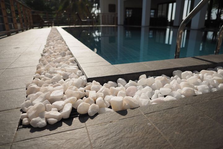 Pool 26 of 70