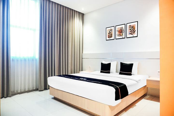 Dancenter KR Hotel