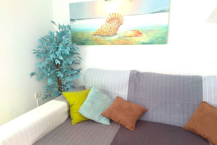 Room 20 of 33