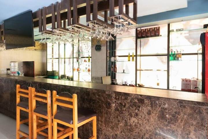 Hotel Vassi Palaze