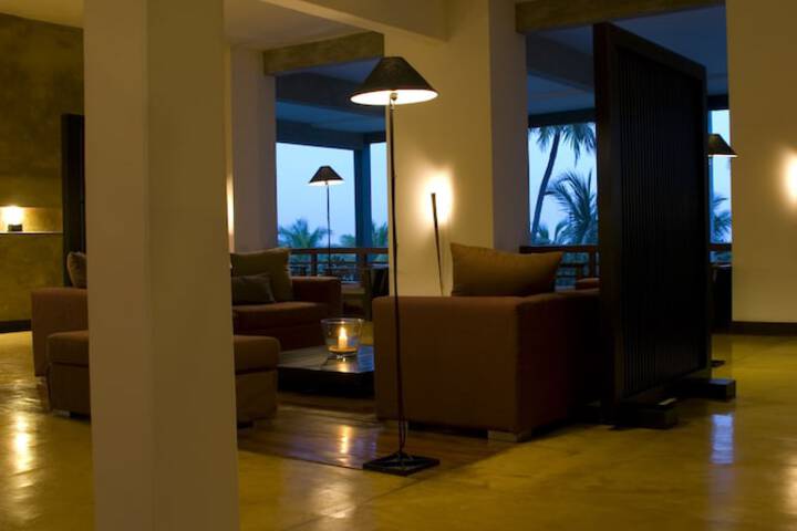 Guest Lobby