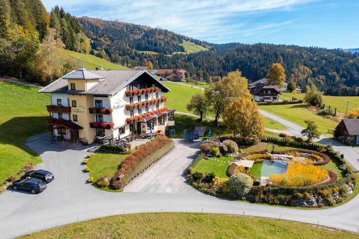 Berghotel Presslauer in Hermagor-Pressegger See