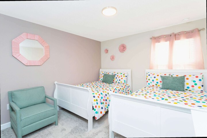 Room 5 of 59