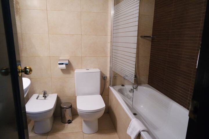 Room 5 of 22
