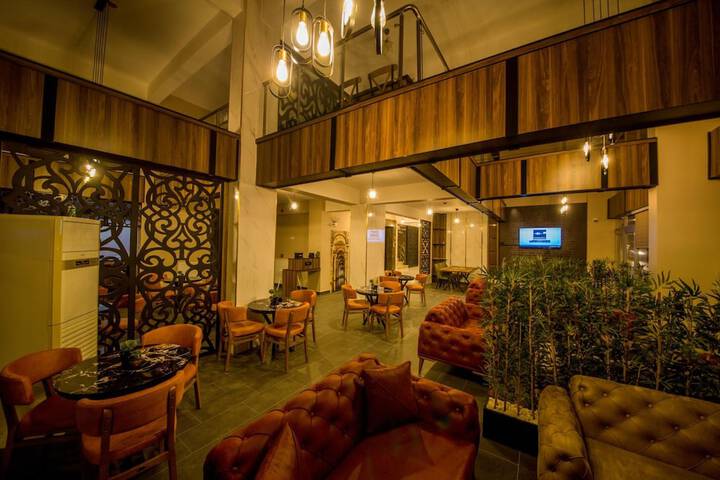 Hotel Interior 4 of 48