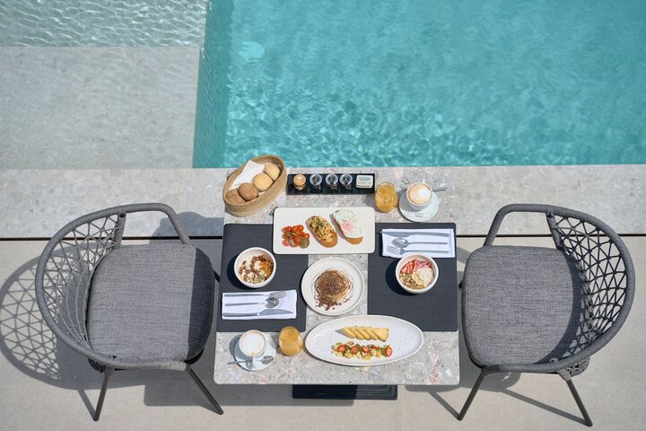 Dining 136 of 166