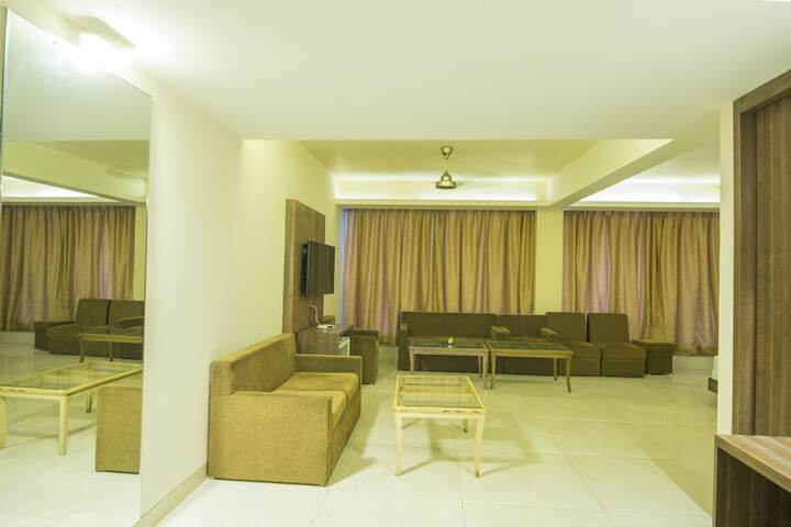 Room 27 of 42