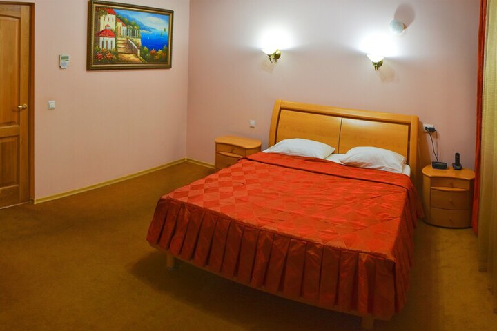 Room 18 of 42