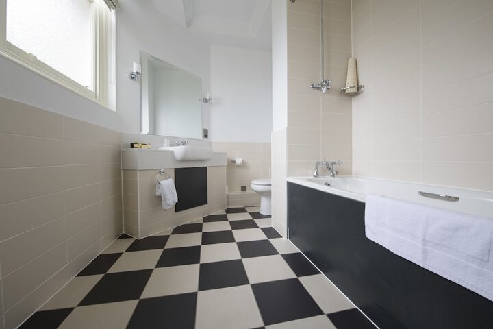 Room 20 of 59