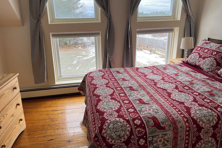 Room 42 of 103