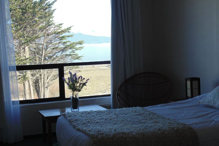 Room 6 of 80