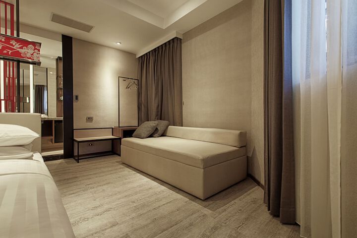 Room 20 of 43