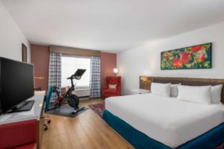 Room 29 of 33