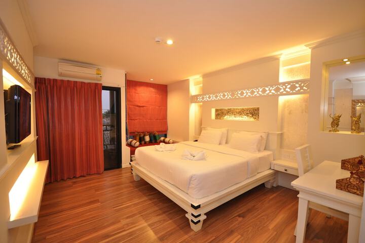 Room 29 of 83