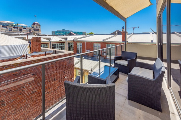 Terrace/Patio 30 of 44