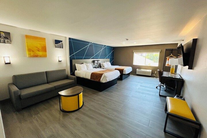 Room 5 of 25
