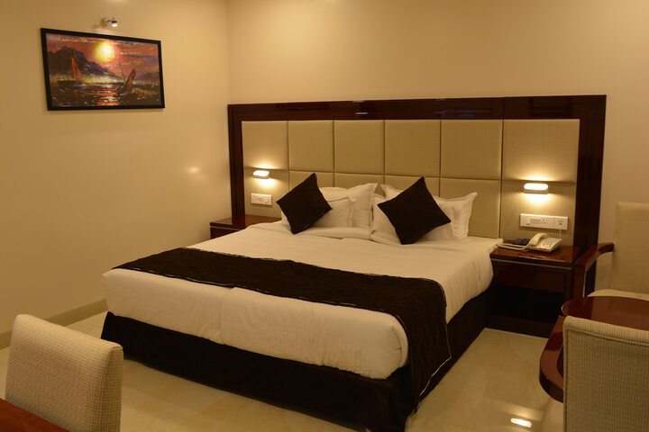 Room 7 of 49