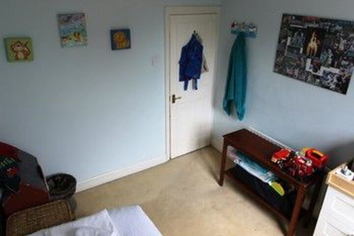 Room 19 of 39