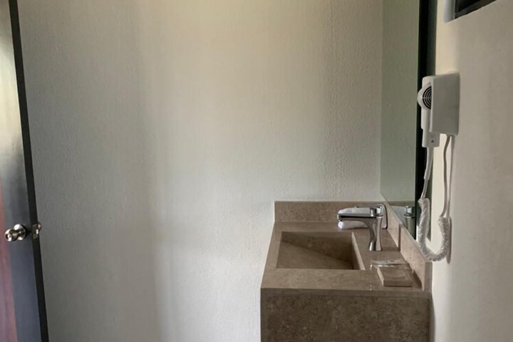 Room 20 of 48