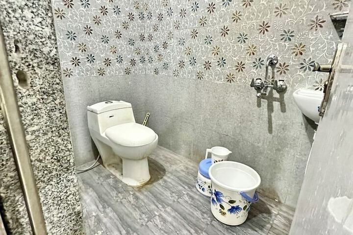 Room 47 of 59