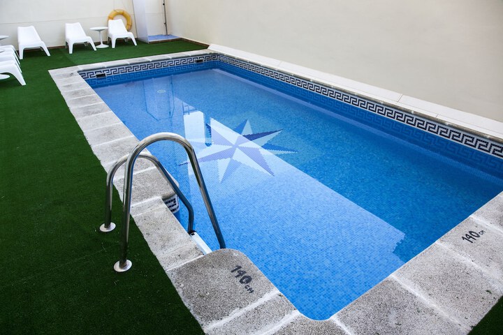 Hotel with Pool