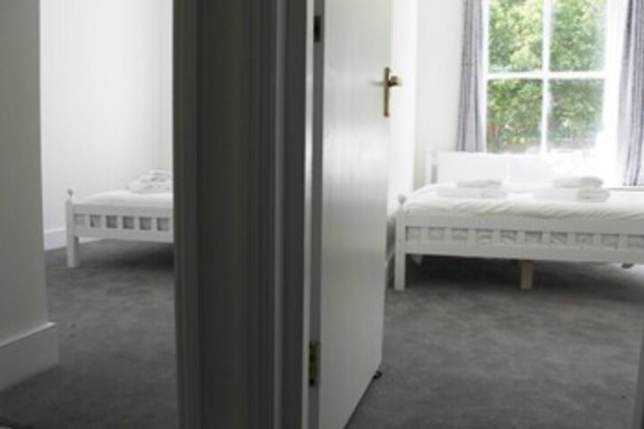 Room 8 of 23