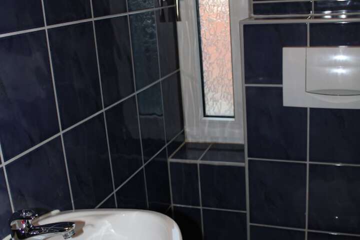 Room 12 of 26