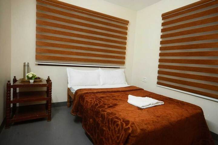Room 34 of 100