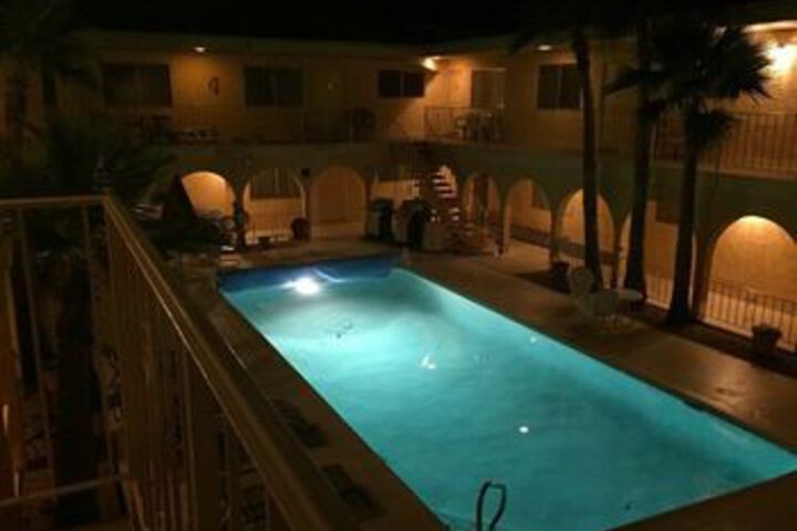 Pool 60 of 62