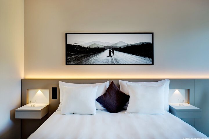Room 14 of 100