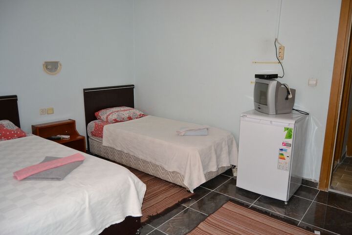 Room 9 of 41