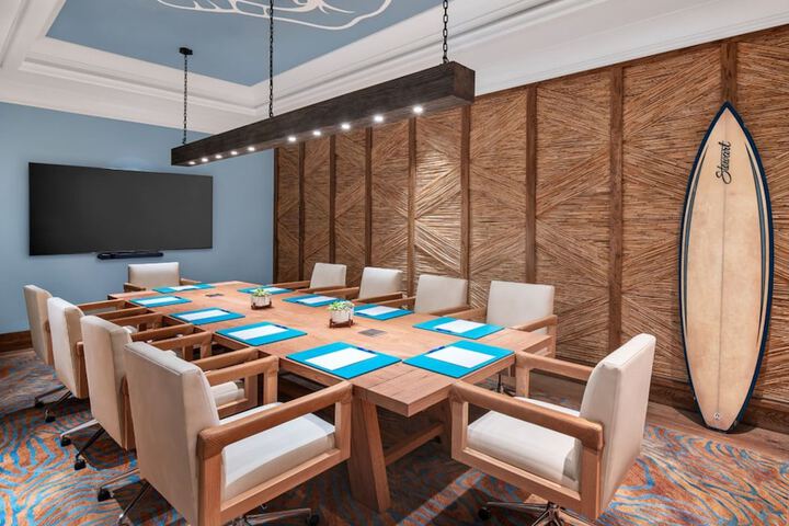 Meeting facility
